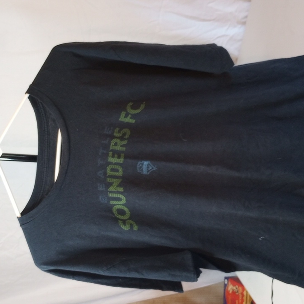 Seattle Sounders adidas branded T-shirt XL